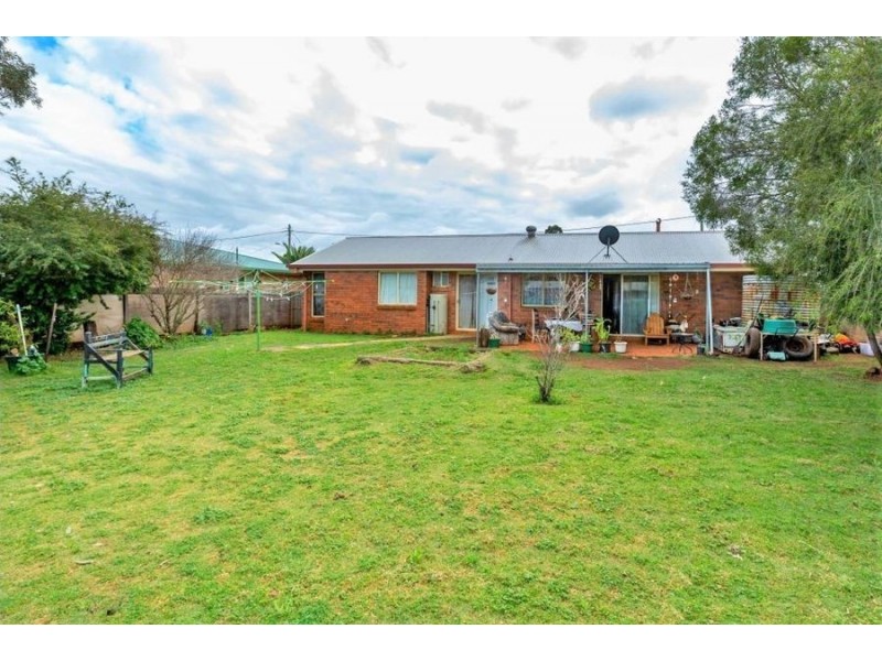 15 Shannon Court, Oakey QLD 4401