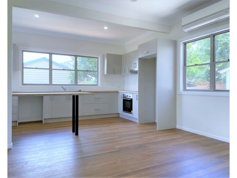 14 Seaton Street, South Toowoomba QLD 4350