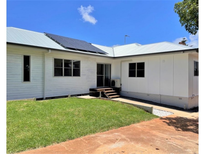 14 Seaton Street, South Toowoomba QLD 4350