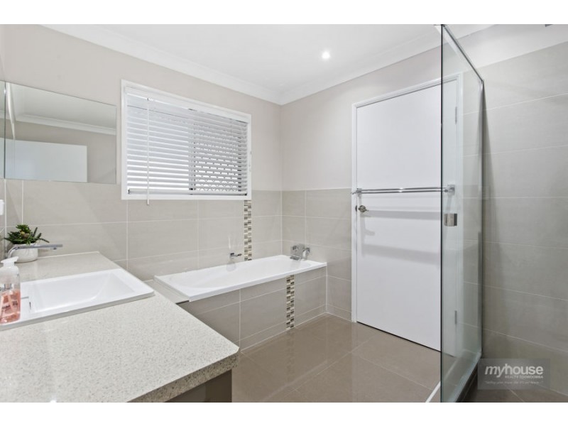 10 Hargrave Street, Wilsonton QLD 4350