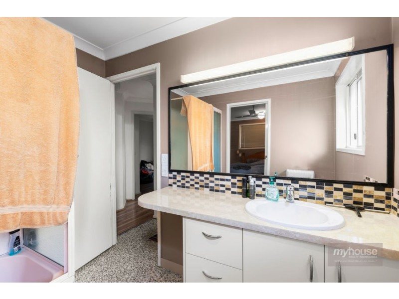 6 Rosalie Street, Kingsthorpe QLD 4400