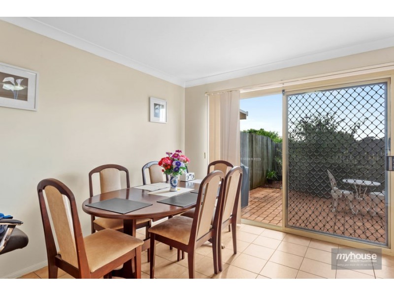 2/351 Spring Street, Kearneys Spring QLD 4350
