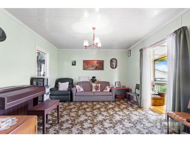 8 Barbara Street, Rangeville QLD 4350