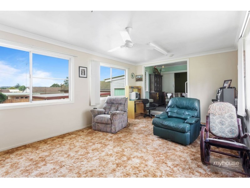 8 Barbara Street, Rangeville QLD 4350