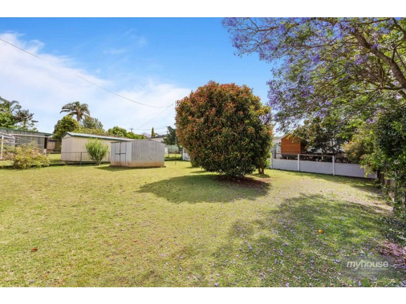 8 Barbara Street, Rangeville QLD 4350