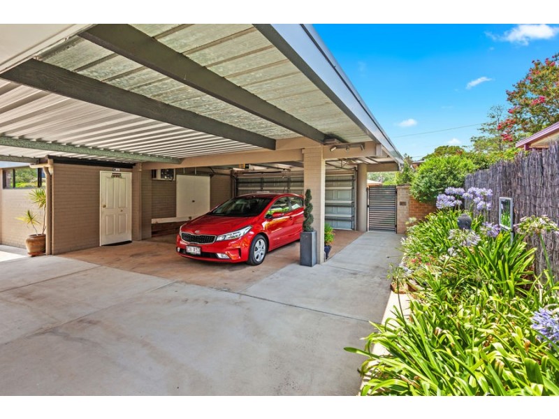 12 Brendanbri Street, Kearneys Spring QLD 4350