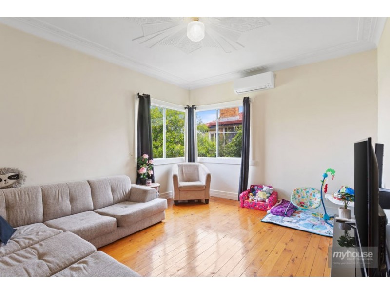 7 Cay Street, Newtown QLD 4350
