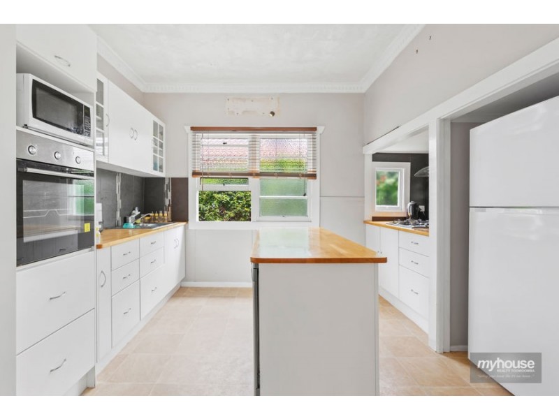7 Cay Street, Newtown QLD 4350