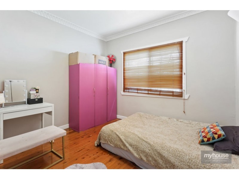 7 Cay Street, Newtown QLD 4350