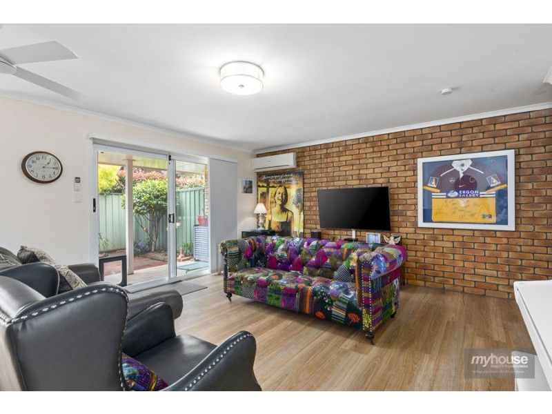 2/31 Gladstone Street, Newtown QLD 4350
