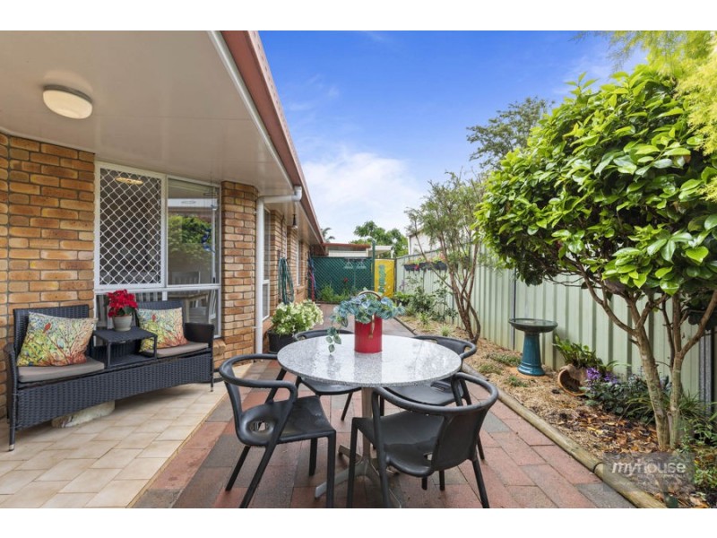 2/31 Gladstone Street, Newtown QLD 4350