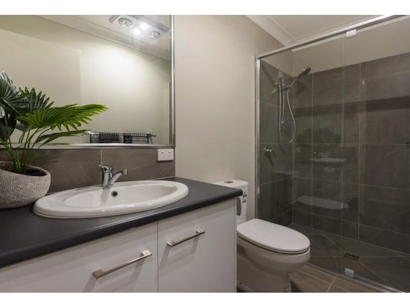 2/2B Grey Street, South Toowoomba QLD 4350