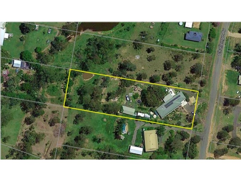 27 Challenge Avenue, Kensington Grove QLD 4341