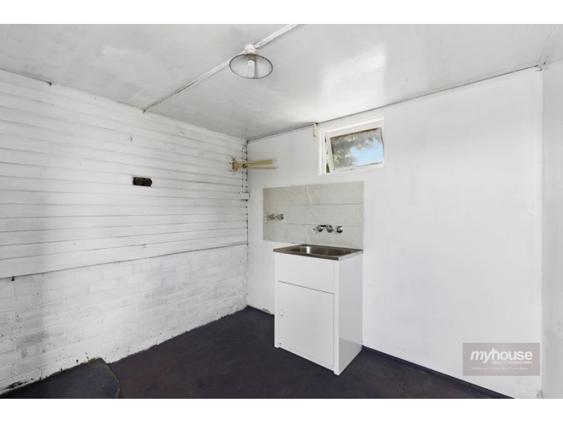 95 Stephen Street, Harristown QLD 4350