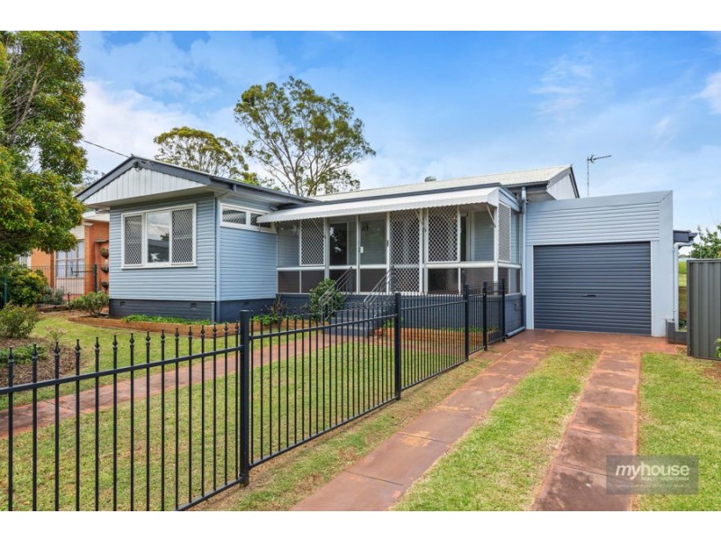 11 Nuss Street, Wilsonton QLD 4350