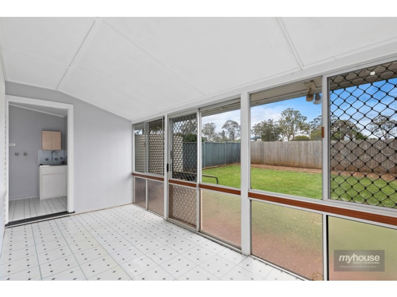 11 Nuss Street, Wilsonton QLD 4350