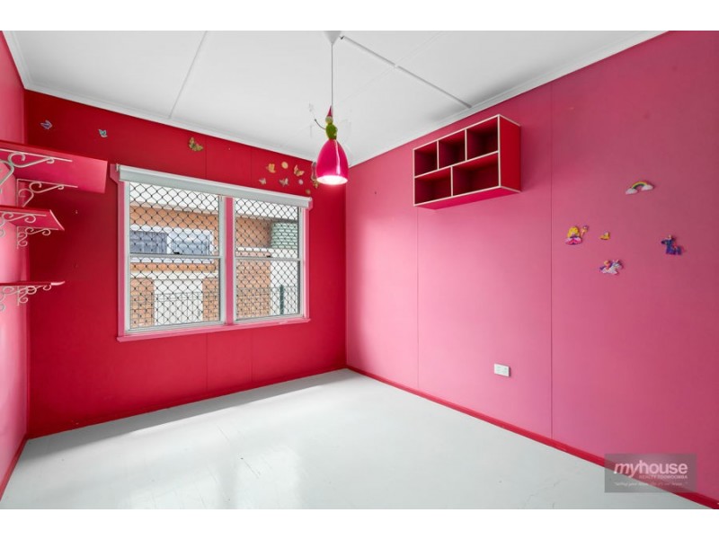 11 Nuss Street, Wilsonton QLD 4350