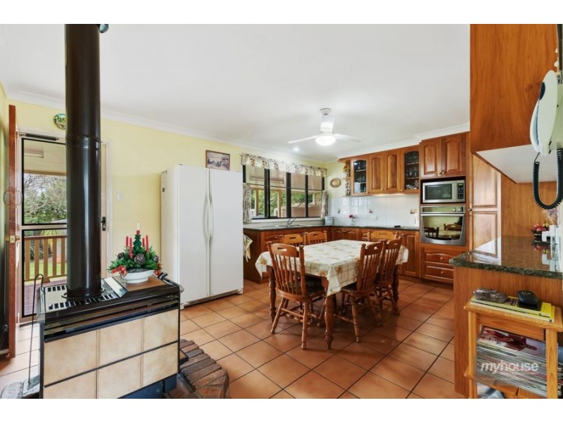 77 Buckland Street, Harristown QLD 4350