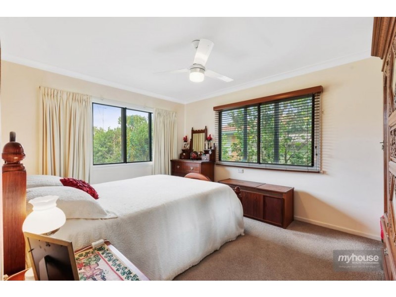 77 Buckland Street, Harristown QLD 4350