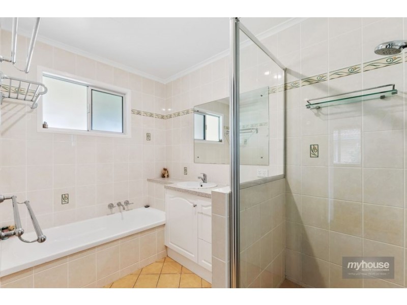 77 Buckland Street, Harristown QLD 4350