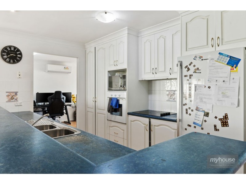 35 Dallang Road, Middle Ridge QLD 4350