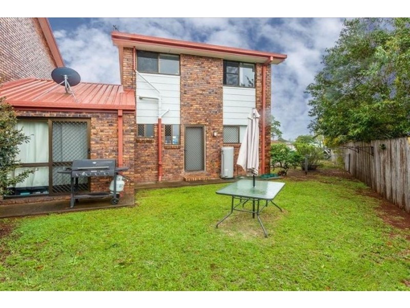 3/2 Rachel Street, Darling Heights QLD 4350