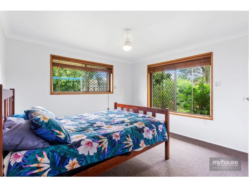 6 Chilla Stret, Harristown QLD 4350