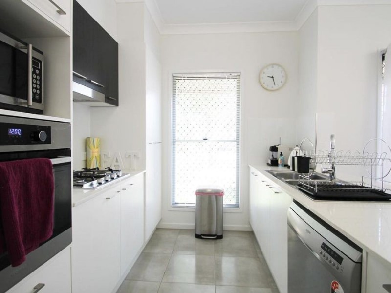 1/44 Wallace Street, Newtown QLD 4350