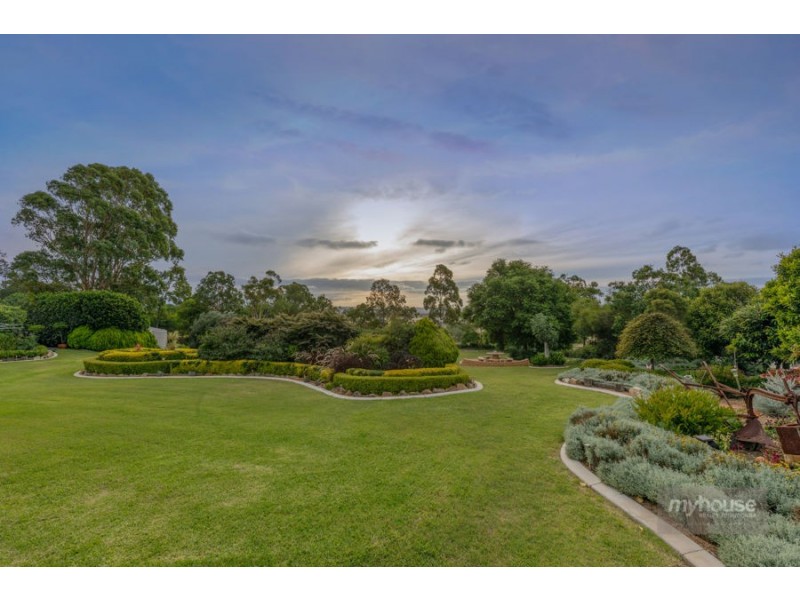 72 Cotswold Hills Drive, Cotswold Hills QLD 4350