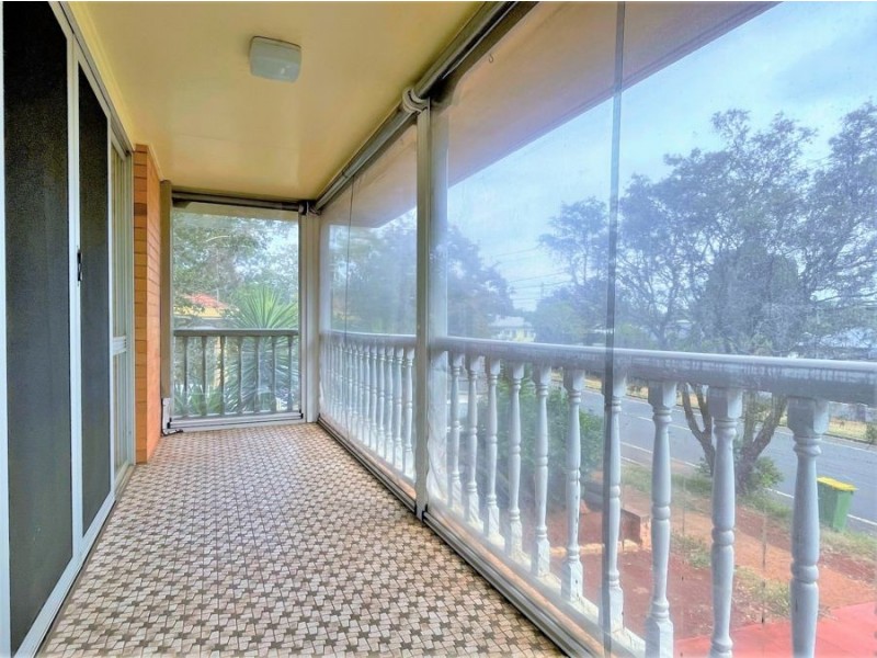 300 South Street, Harristown QLD 4350