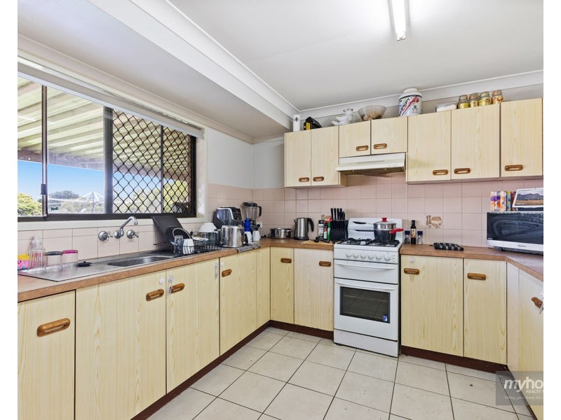 46 Traminer Drive, Wilsonton Heights QLD 4350