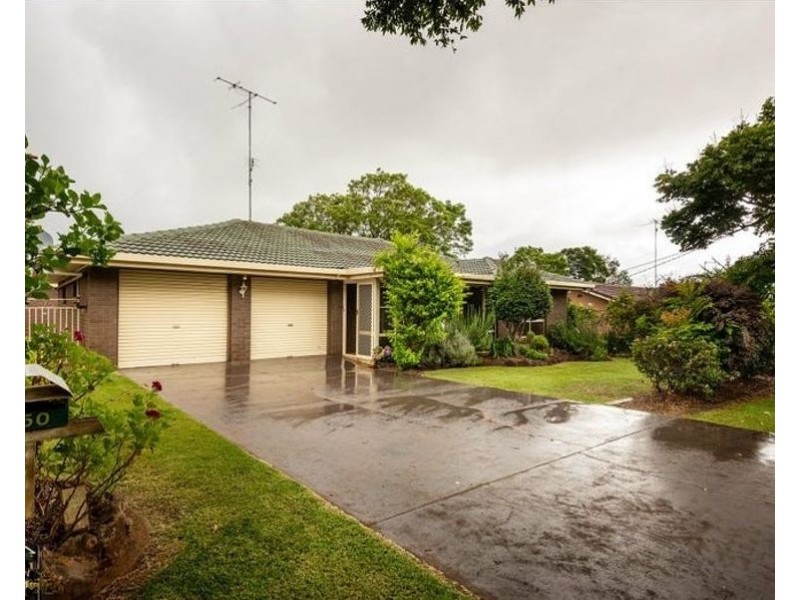 50 Lotus Crescent, Centenary Heights QLD 4350