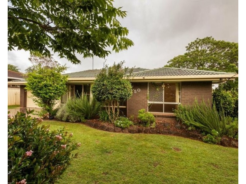 50 Lotus Crescent, Centenary Heights QLD 4350