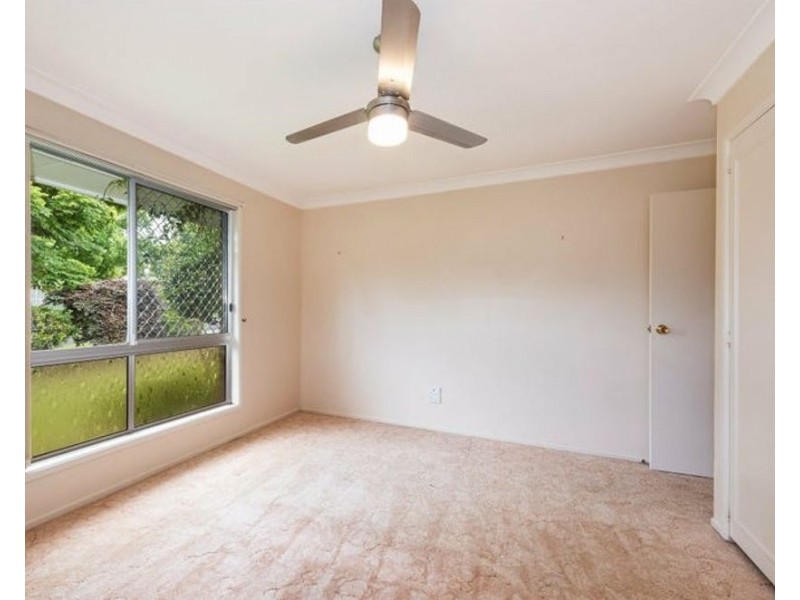 50 Lotus Crescent, Centenary Heights QLD 4350