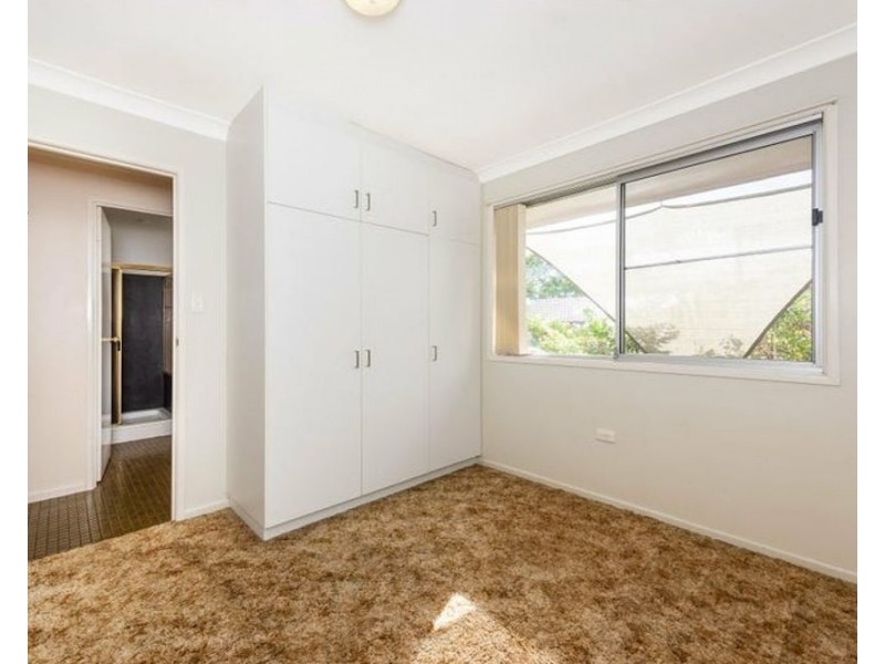 50 Lotus Crescent, Centenary Heights QLD 4350