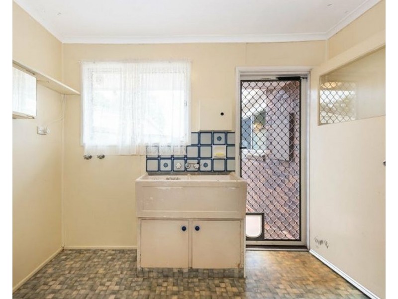 50 Lotus Crescent, Centenary Heights QLD 4350