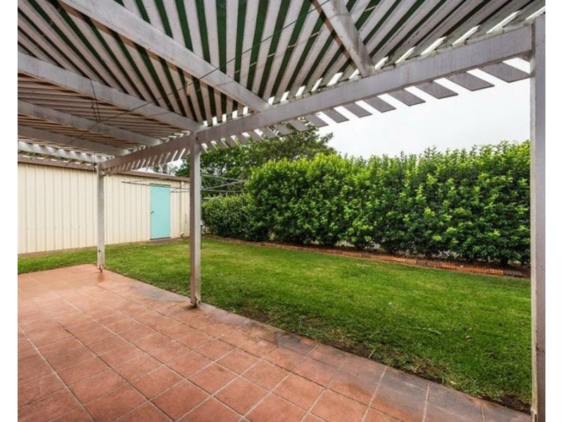 50 Lotus Crescent, Centenary Heights QLD 4350