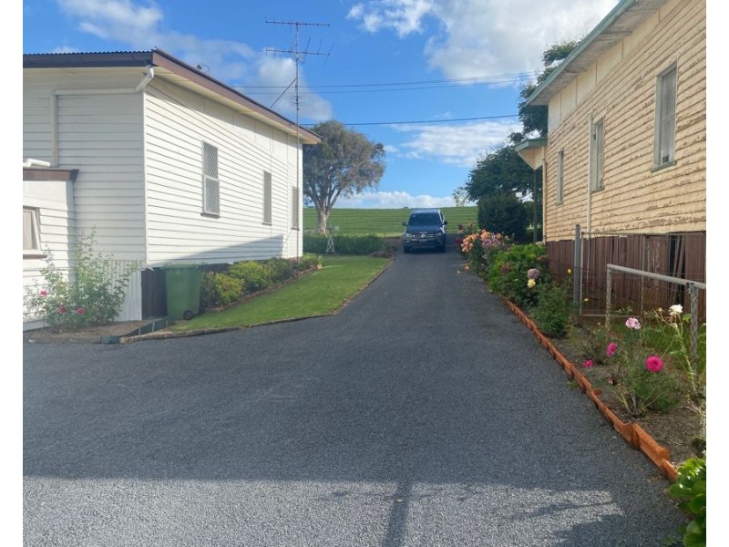 101 Long Street, South Toowoomba QLD 4350