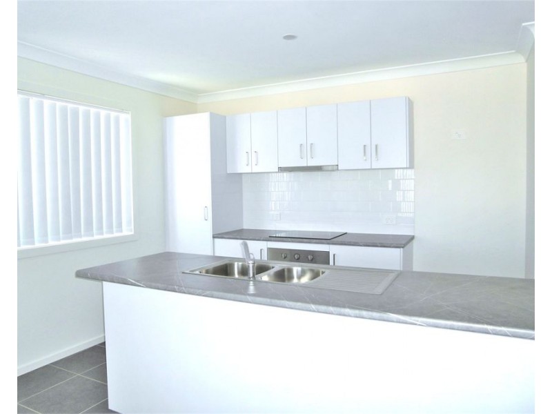 172 Handley Street, Darling Heights QLD 4350