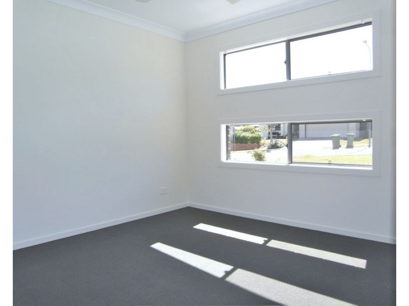 172 Handley Street, Darling Heights QLD 4350