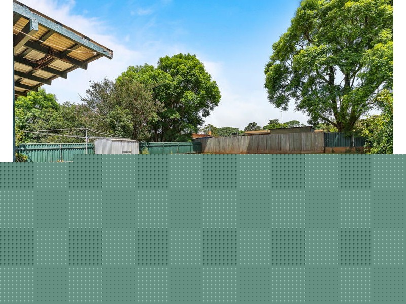 16 Chopin Street, Rockville QLD 4350