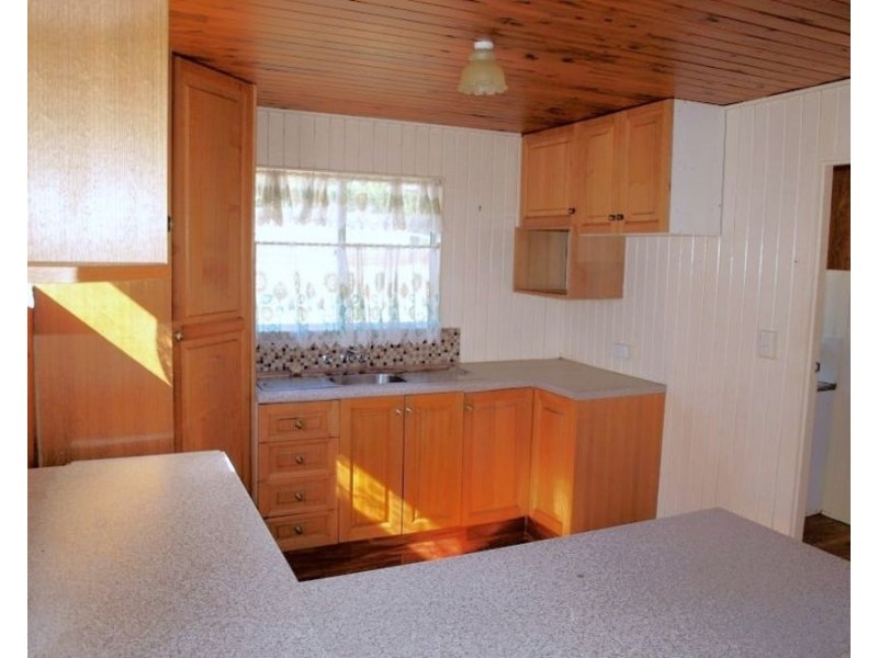 16 Chopin Street, Rockville QLD 4350