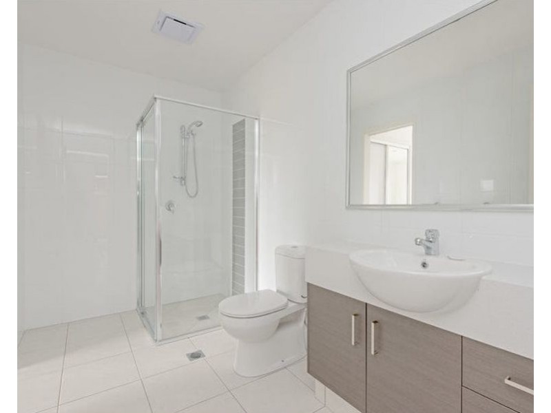 2/13 Parkview Drive, Glenvale QLD 4350