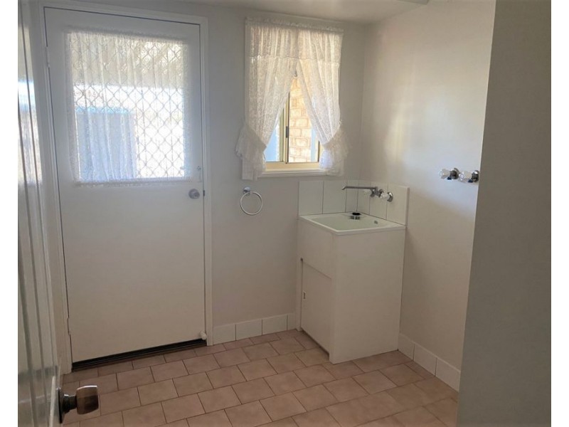 2 Nimrod Court, Wilsonton QLD 4350