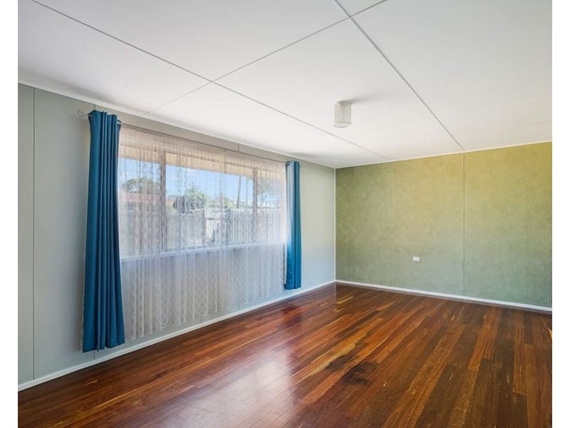 328 West Street, Kearneys Spring QLD 4350