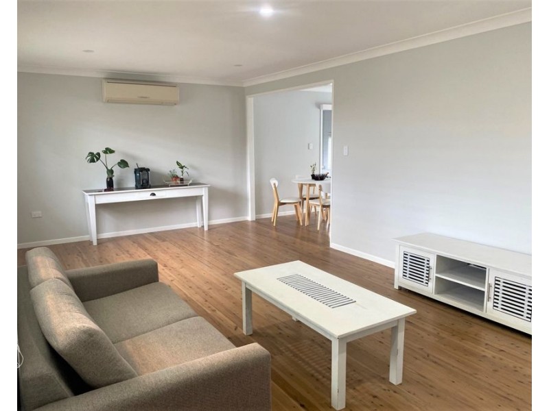 32 Knockator Crescent, Centenary Heights QLD 4350