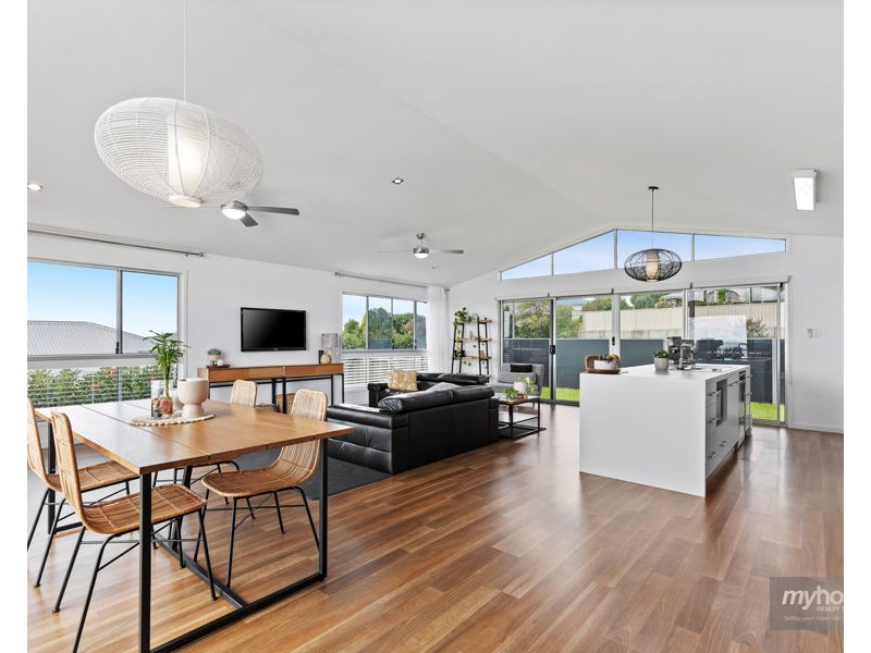 13 Jay Street, Westbrook QLD 4350