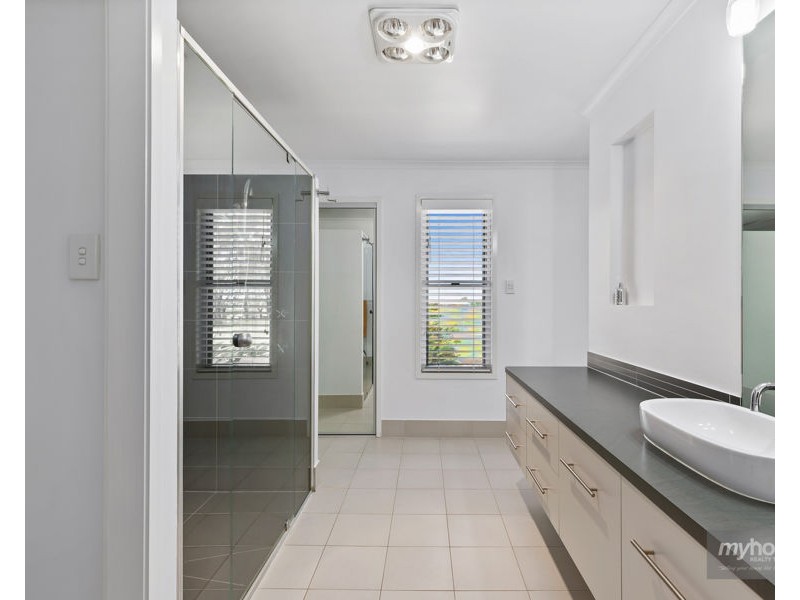 13 Jay Street, Westbrook QLD 4350