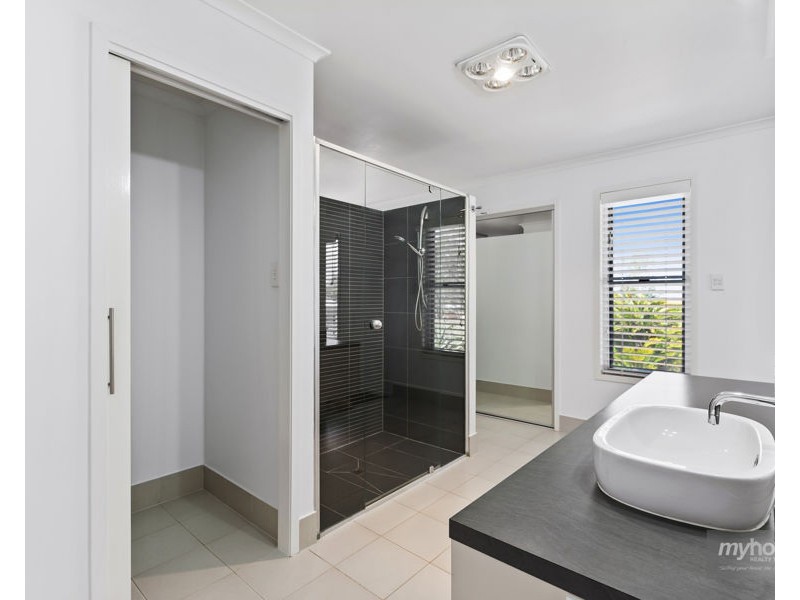 13 Jay Street, Westbrook QLD 4350