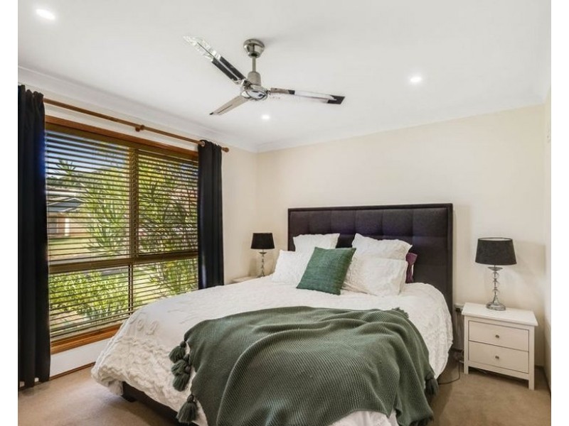 36 Catalina Drive, Wilsonton QLD 4350